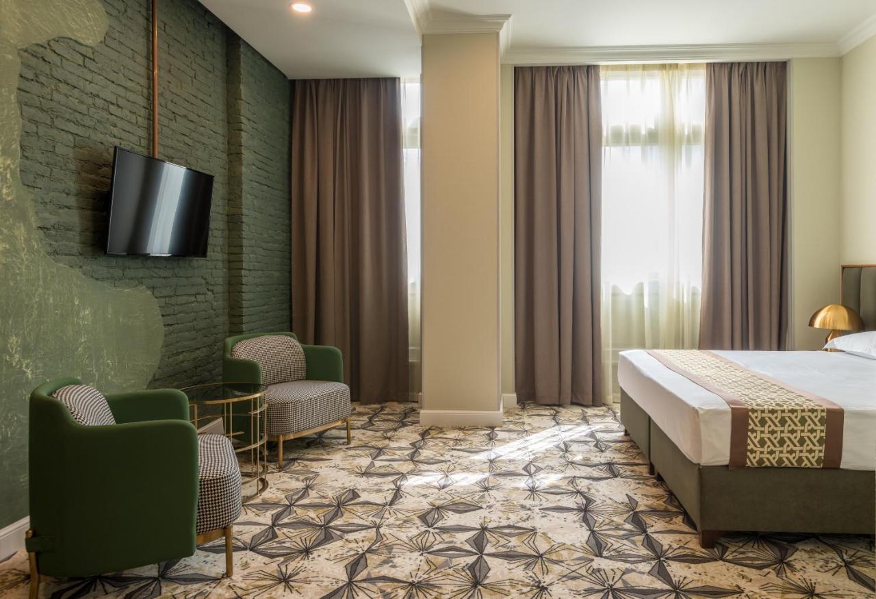 Grand Opera Hotel Kutaisi Ngoại thất bức ảnh