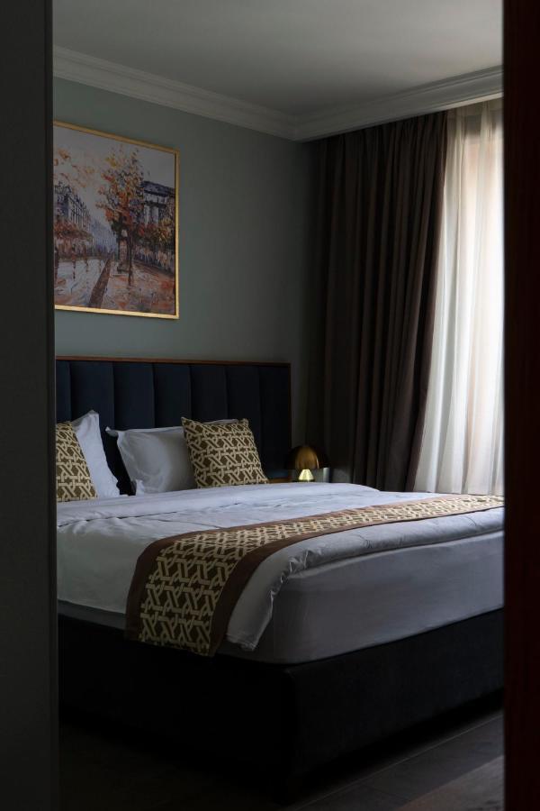 Grand Opera Hotel Kutaisi Ngoại thất bức ảnh