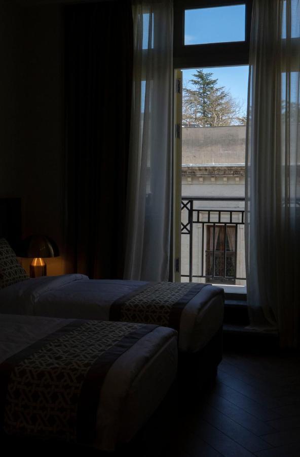 Grand Opera Hotel Kutaisi Ngoại thất bức ảnh