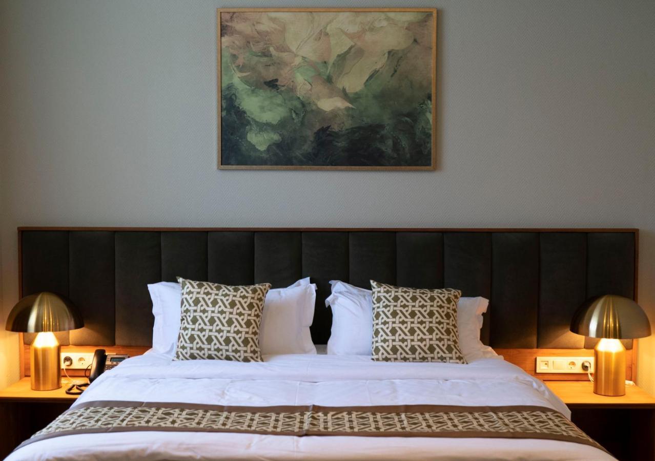 Grand Opera Hotel Kutaisi Ngoại thất bức ảnh