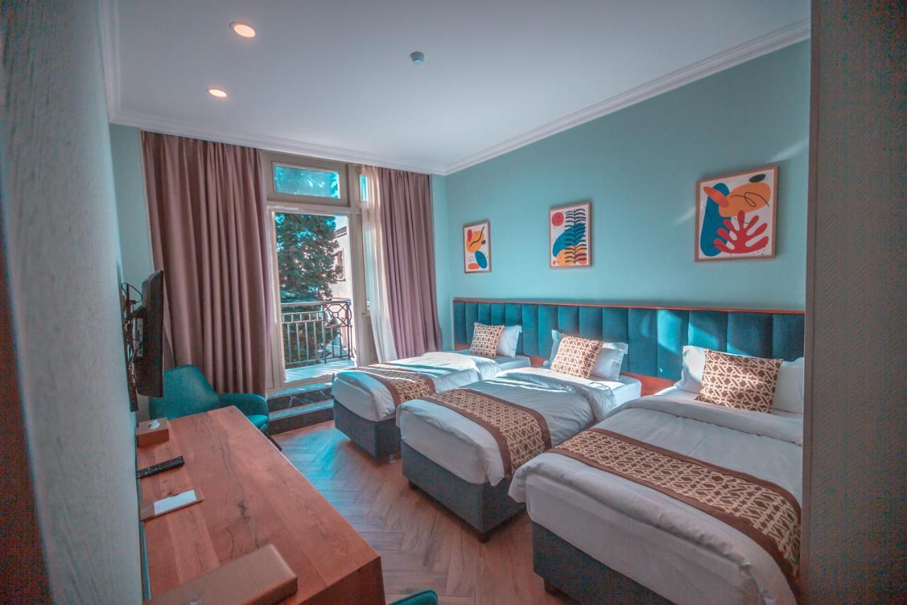 Grand Opera Hotel Kutaisi Ngoại thất bức ảnh