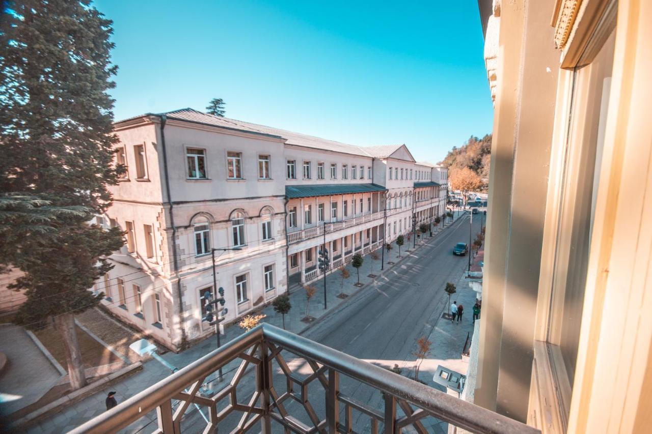 Grand Opera Hotel Kutaisi Ngoại thất bức ảnh